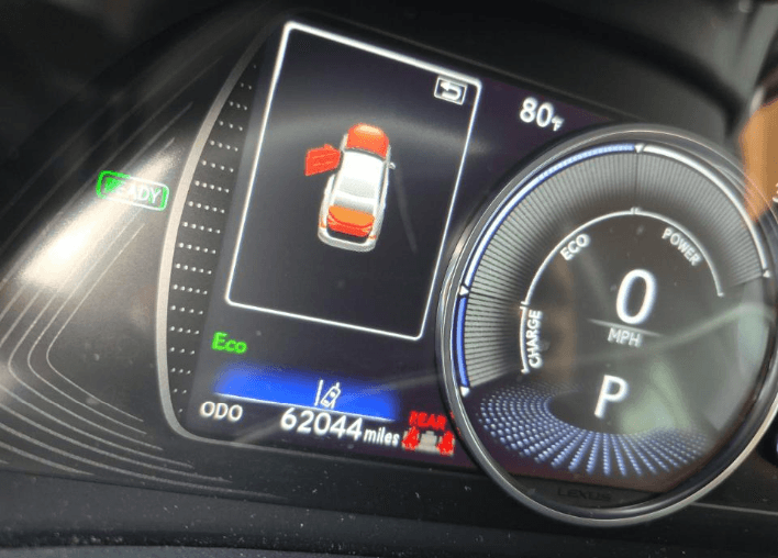 2021 Lexus ES300h Ultra Luxury — photo 6
