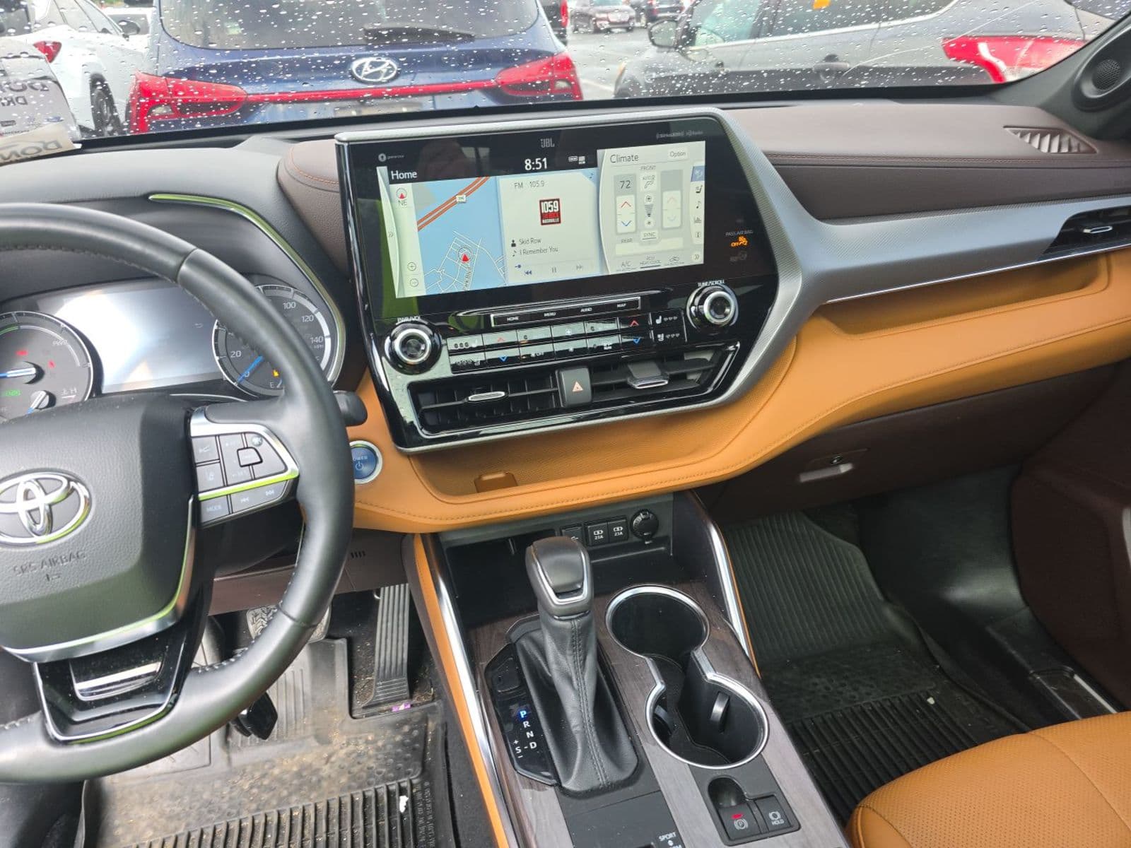 2021 Toyota Highlander Hybrid Platinum AWD — photo 4