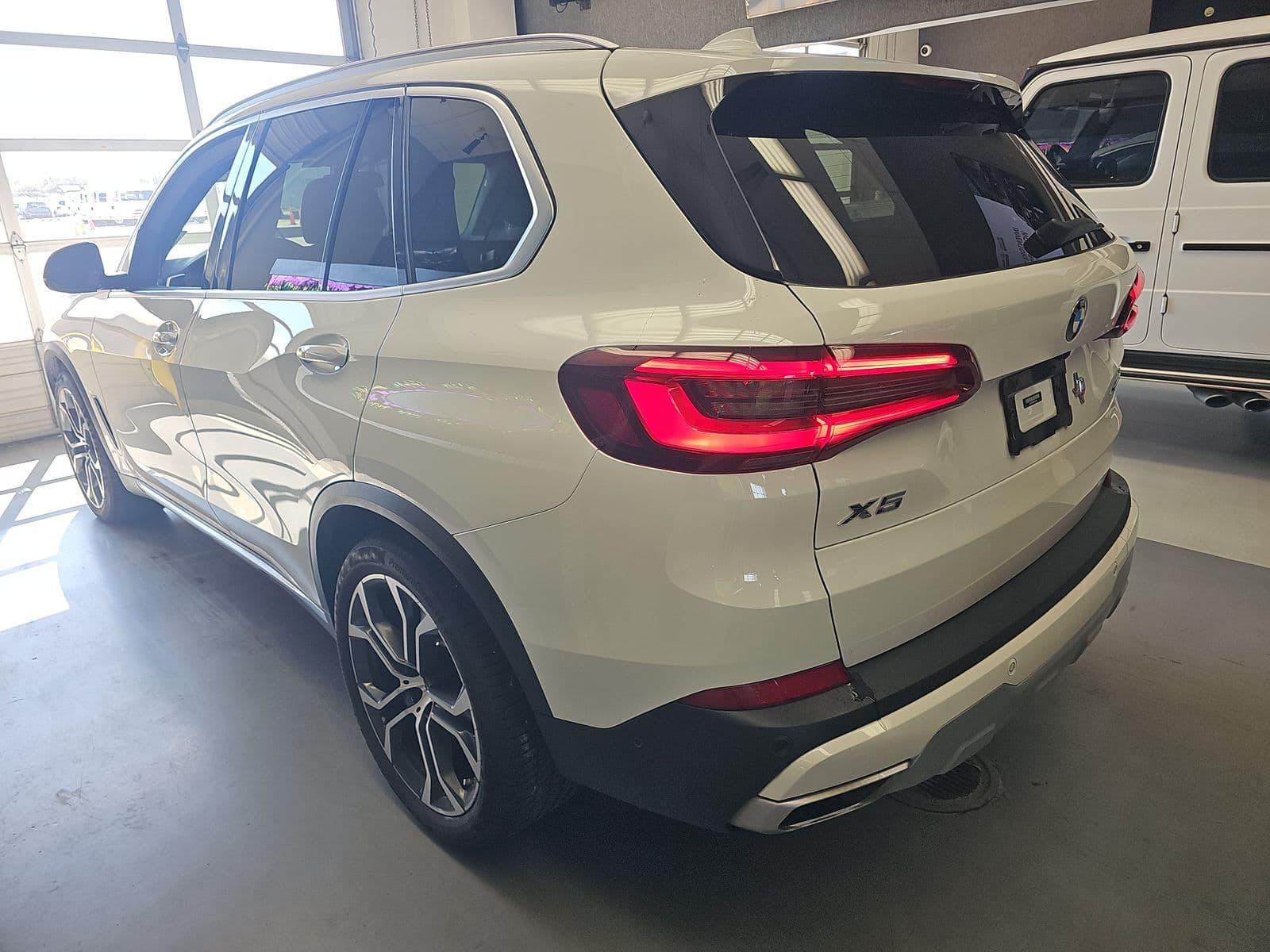 2022 BMW X5 — photo 4