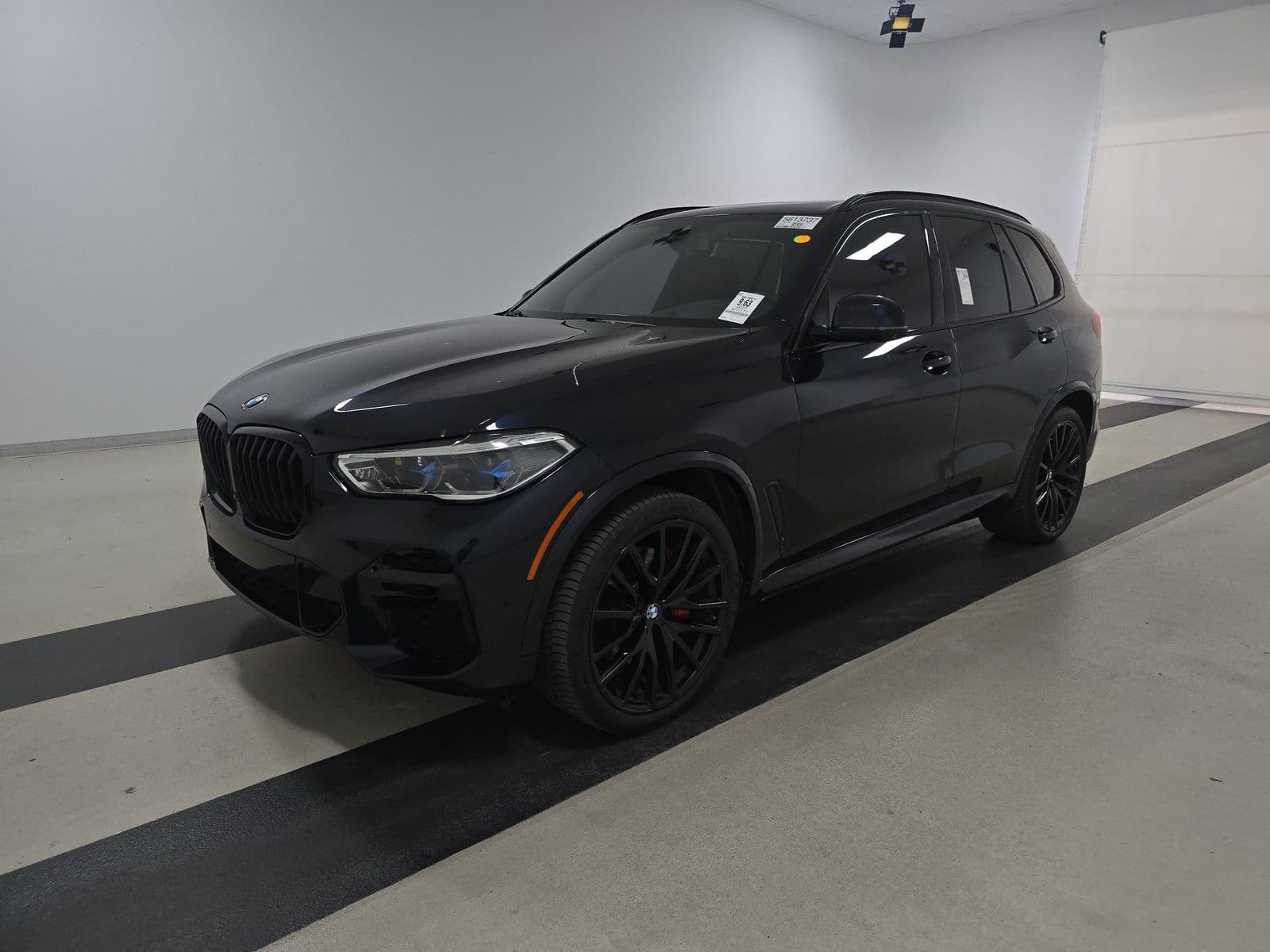 2022 BMW X5 — photo 2